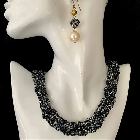 ❣️5/$25❣️Seed Bead Braided Necklace by Garold C. Miller. - Picture 1 of 8